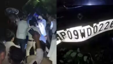 Photo of ग्वालियर में तेज रफ्तार कार ने कांवड़ियों को रौंदा, 4 की मौत; परिजनों ने लगाया जाम