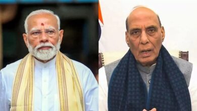 Photo of ‘कारगिल के शहीदों का जज्बा हर पीढ़ी के लिए प्रेरणा…’; PM मोदी, रक्षा मंत्री और राष्ट्रपति ने दी श्रद्धांजलि