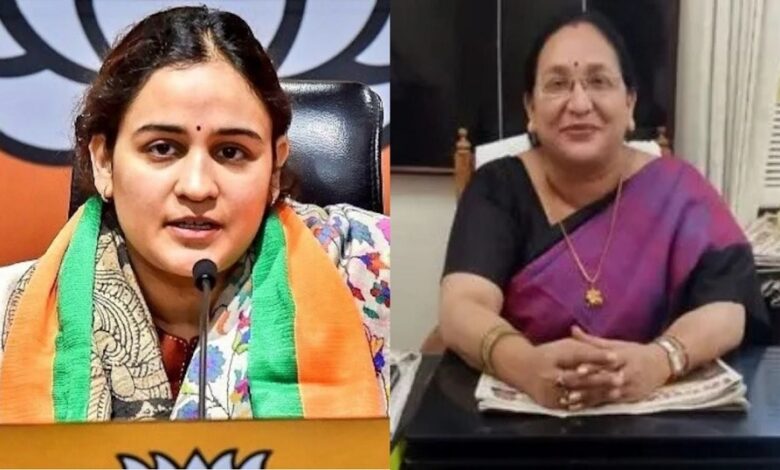 Aparna Yadav mother Ambi Bisht