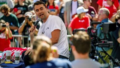 Photo of युवाओं के हीरो, ट्रंप के करीबी; कौन हैं चार्ली किर्क जिनकी कर दी गई हत्या