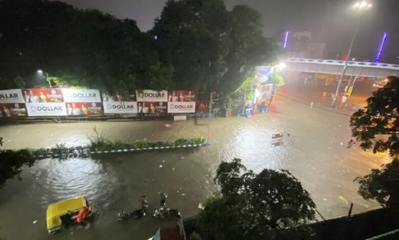 Rain wreaks havoc in Kolkata