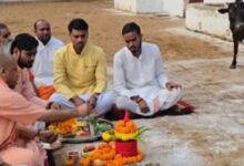 Photo of CM योगी ने गोरखनाथ मंदिर में की गोवर्धन पूजा, की गोसेवा; कही ये बात