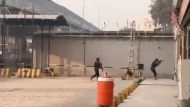 Photo of दो आत्मघाती धमाकों से दहला पेशावर, 3 की मौत; FC हेडक्वार्टर में घुसे हमलावर