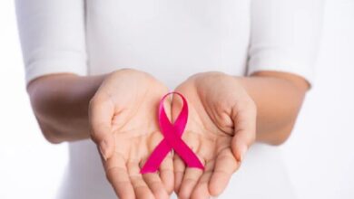 Photo of कैंसर की शुरुआत में नजर आते हैं ये 5 लक्षण, नजर आएं तो तुरंत भागें डॉक्टर के पास