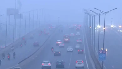 Photo of दिल्ली, यूपी और बिहार समेत पूरे उत्तर भारत में कड़ाके की ठंड, हर तरफ घने कोहरे की चादर