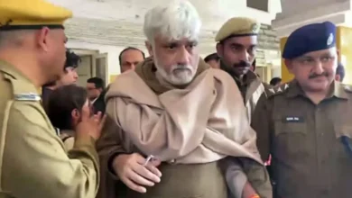 Photo of 30 करोड़ के फ्रॉड केस में फंसे आलिया भट्ट के अंकल विक्रम भट्ट, पत्नी सहित गए जेल