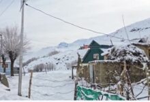 Photo of पहाड़ों से मैदान तक ठंड का कहर, कश्मीर-हिमाचल में पारा माइनस; घने कोहरे में लिपटा उत्तर भारत