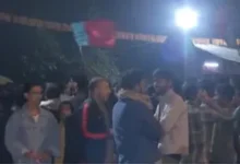 Photo of JNU में संग्राम: दिल्ली पुलिस का पुतला फूंकने जुटे छात्र, कैंपस के बाहर हाई सिक्योरिटी अलर्ट