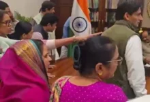 Photo of लोकसभा हंगामे पर सियासी घमासान: रिजिजू ने जारी किया वीडियो, कांग्रेस ने आरोपों को नकारा