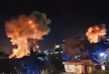 Photo of एयरस्ट्राइक के बाद जोरदार धमाका और उठने लगा धुएं का गुबार, काबुल के अस्पताल पर पाक का अटैक