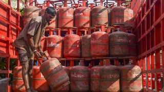 Photo of ‘अगर रूस में एलपीजी उपलब्ध होगी, तो वहां से भी खरीदी जाएगी’, भारत ने जताई गहरी चिंता